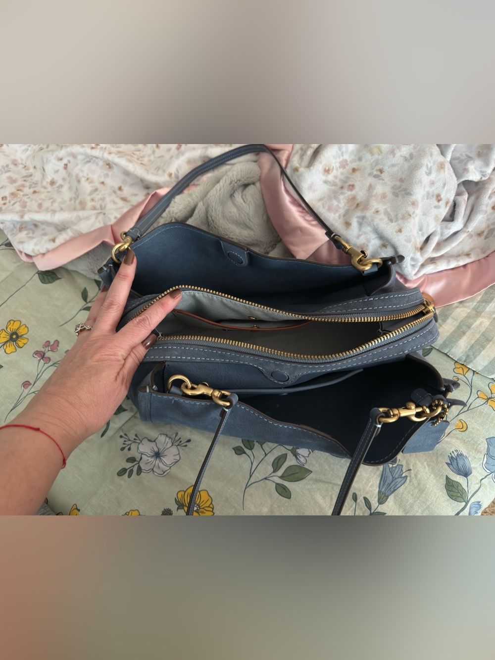 Coach Rogue 34 in light Denim. - Will consider trades - Picture 4 of 8
